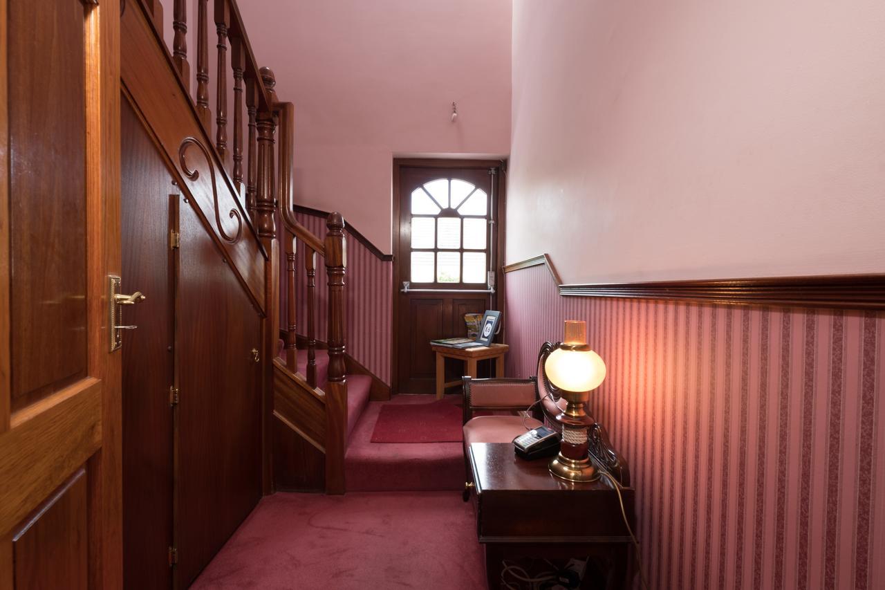 Ashwood House Bed & Breakfast Corrandulla Exterior photo